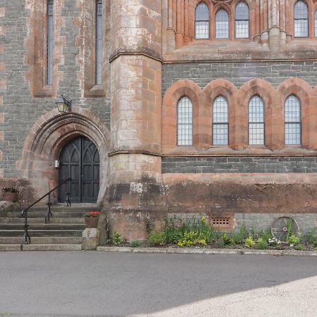 Penthouse St Mary'S Church Мофат Екстериор снимка