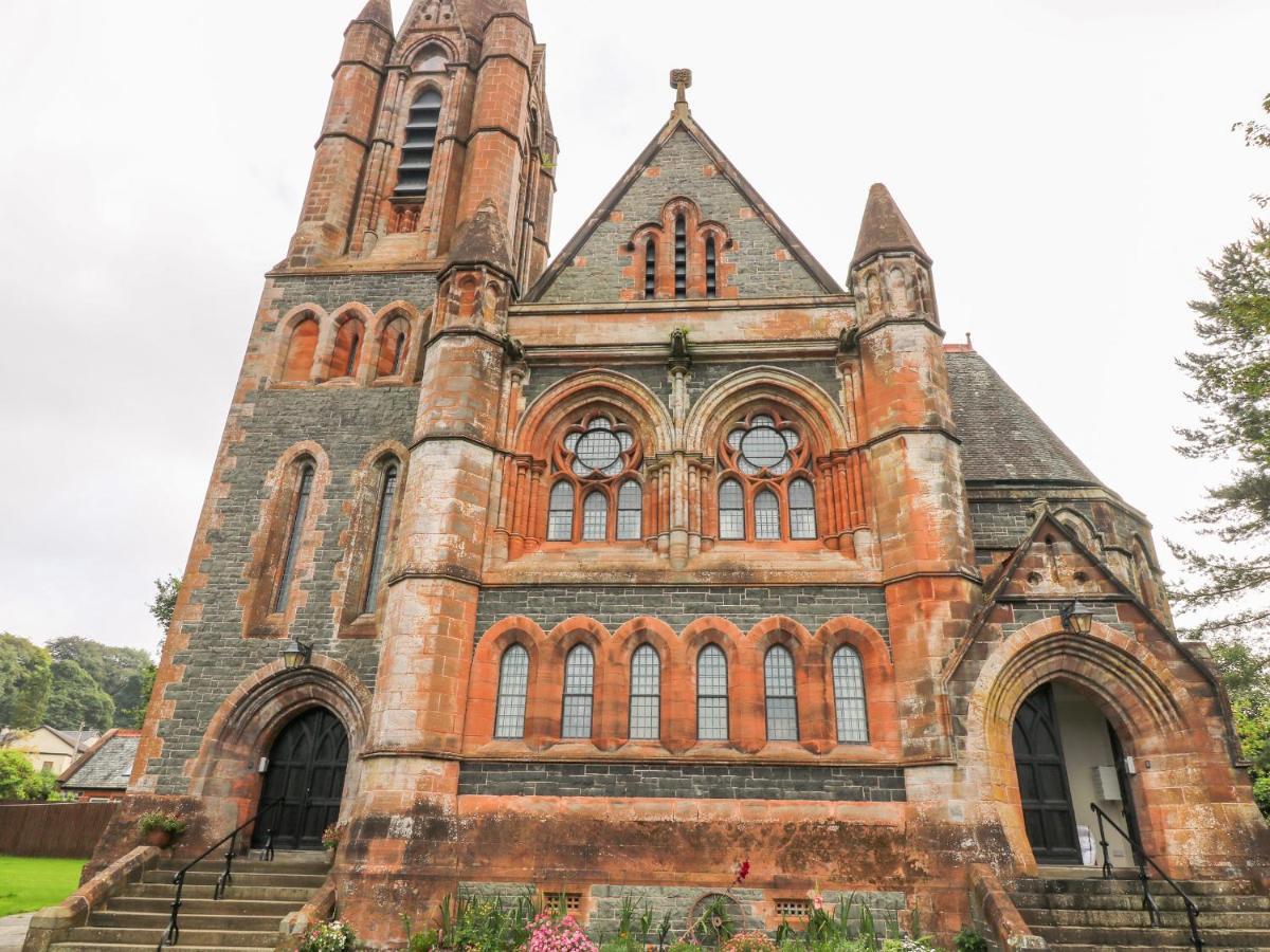Penthouse St Mary'S Church Мофат Екстериор снимка