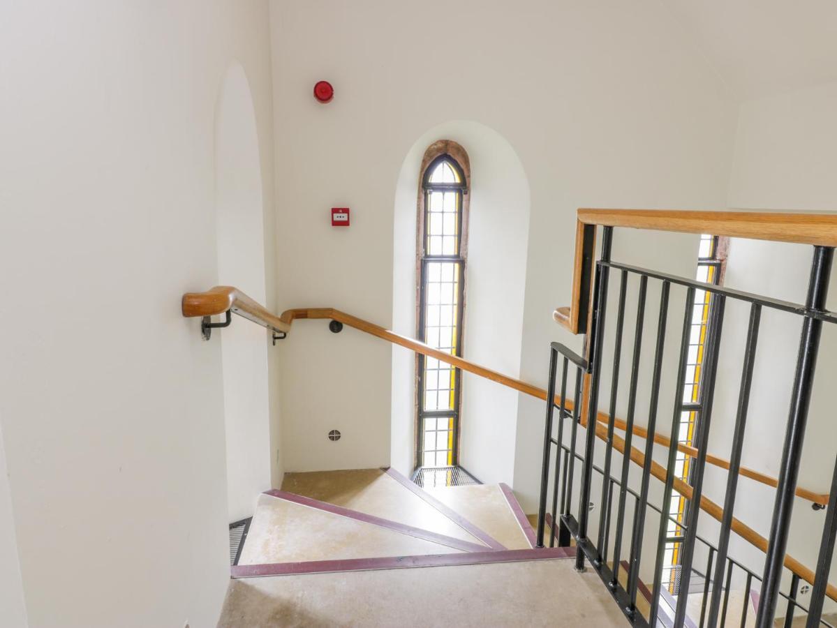 Penthouse St Mary'S Church Мофат Екстериор снимка